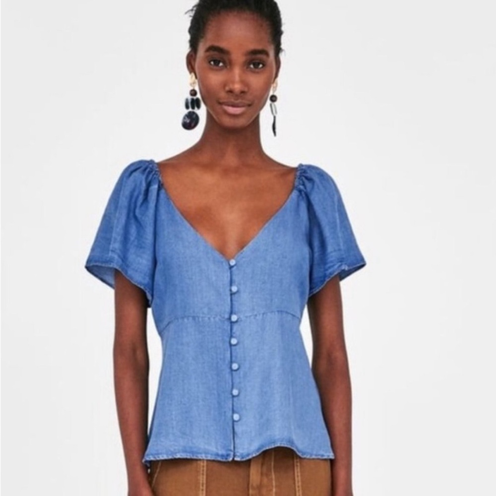 Zara woman denim collection chambray buttoned cropped blouse